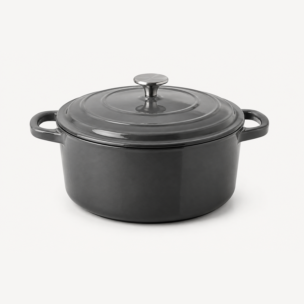 Hearth Dutch Oven 3.5 qt in Flint, three-quarter view