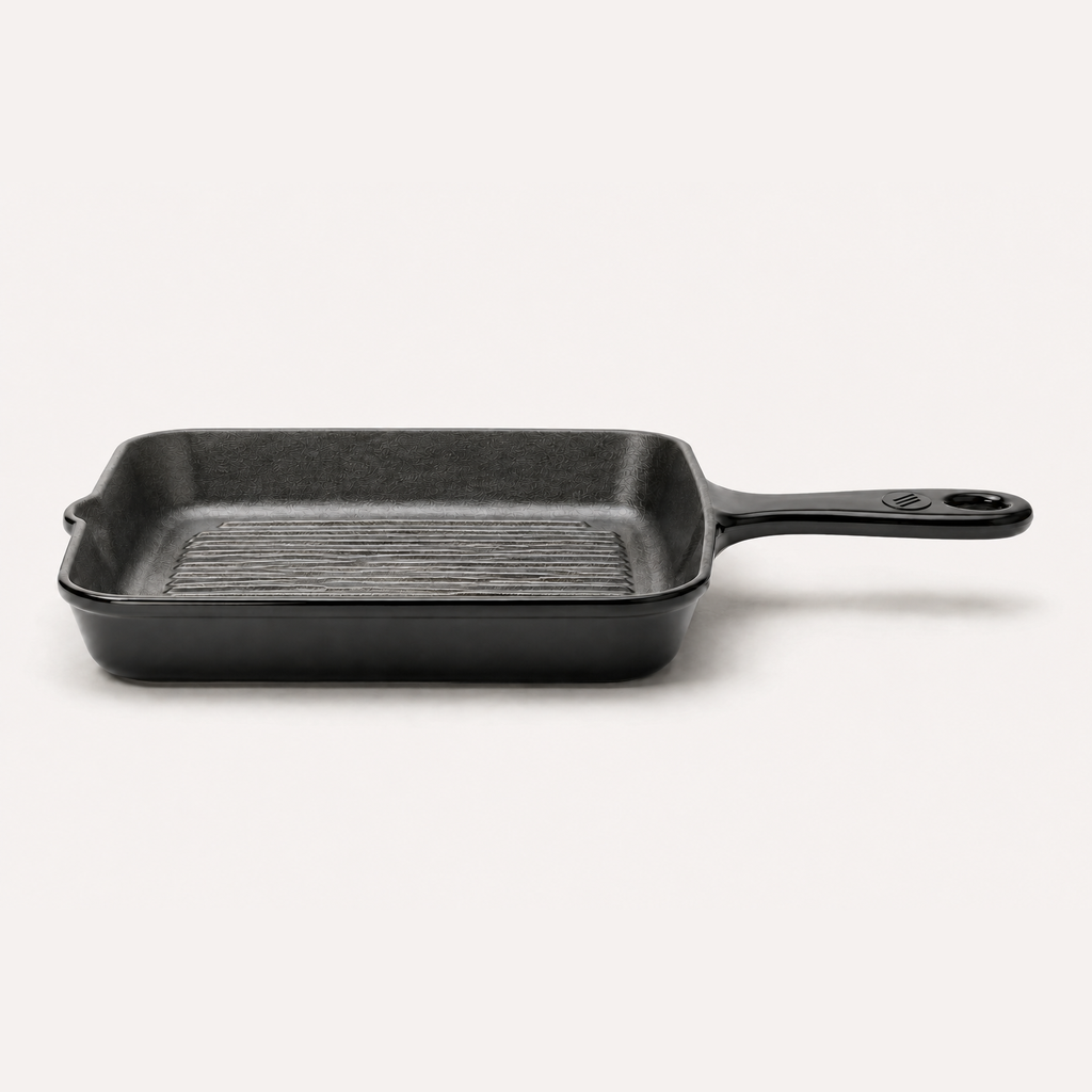 Hearth Grill Pan 10 in in Flint, side view