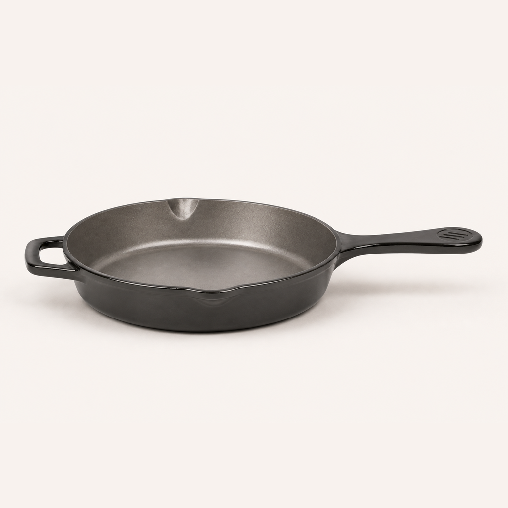 Hearth Skillet 8 in in Flint, side view