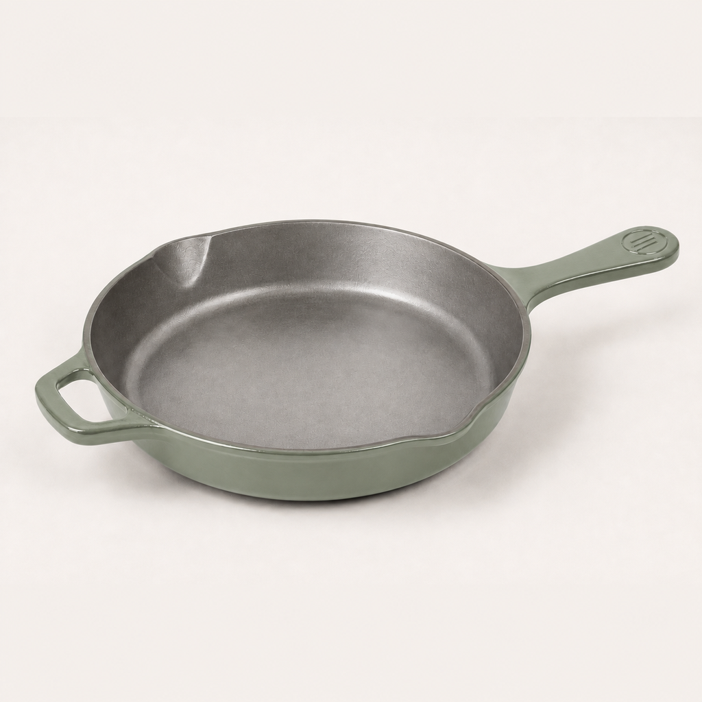 Hearth Skillet 8 in in Sage, three-quarter view